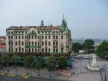 Kasina Hotel 3*