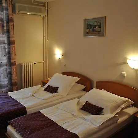 Kasina 3*