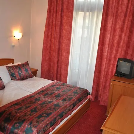Hotel Kasina 3*